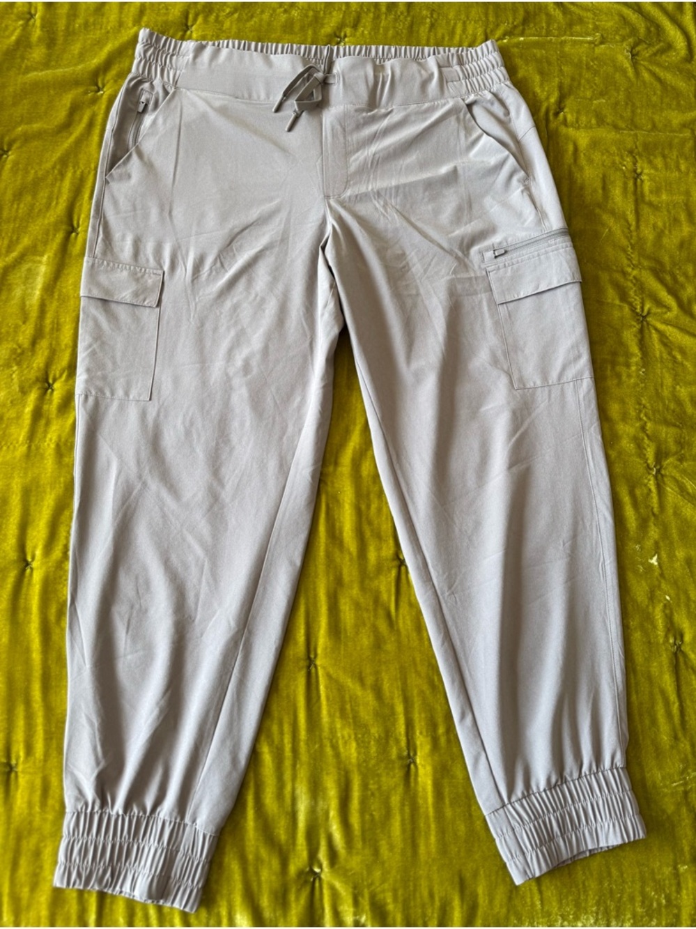 all in motion Light Khaki Cargo Jogger Pants with Elastic Ankles